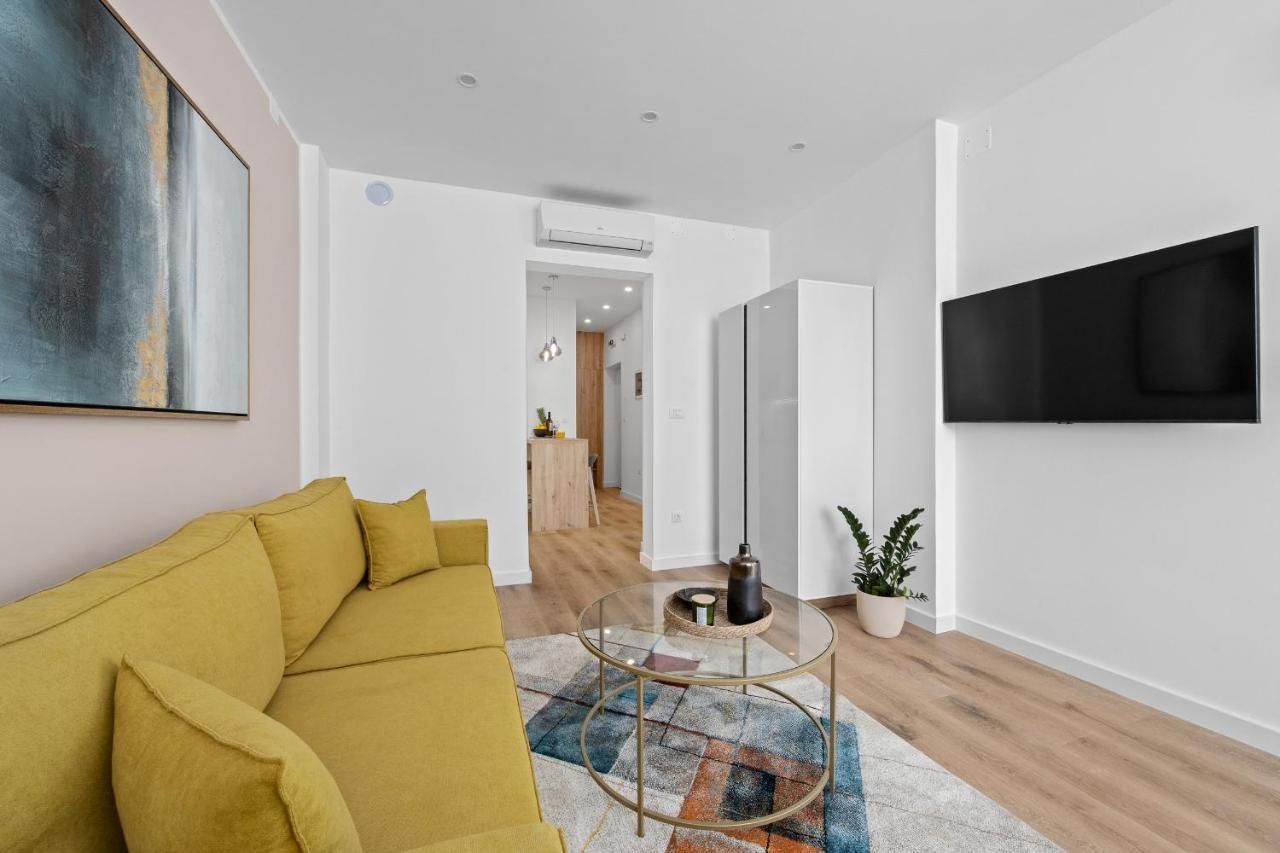 Apartment Giardini M *